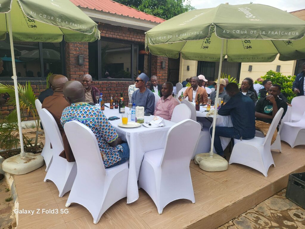 Troisième mi-temps : convivialité et fraternité chez le Notable Freddy KASHOBA