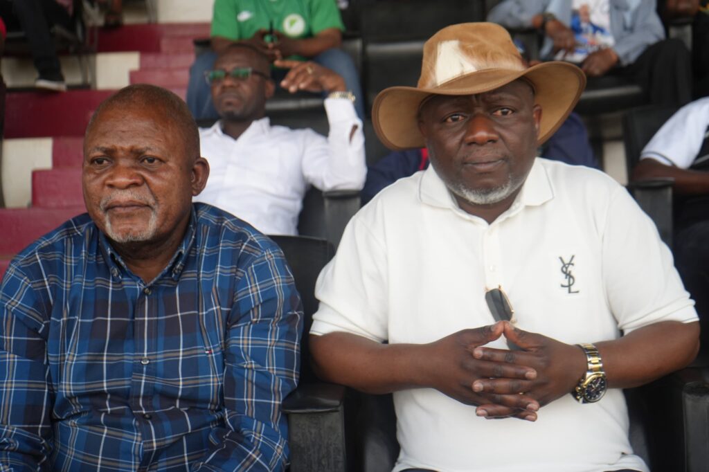 Kalwa et Max Mpande