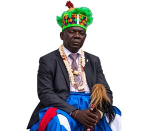 Sa Majesté CHOLA MUMBA Moïse, grand chef Kisamamba